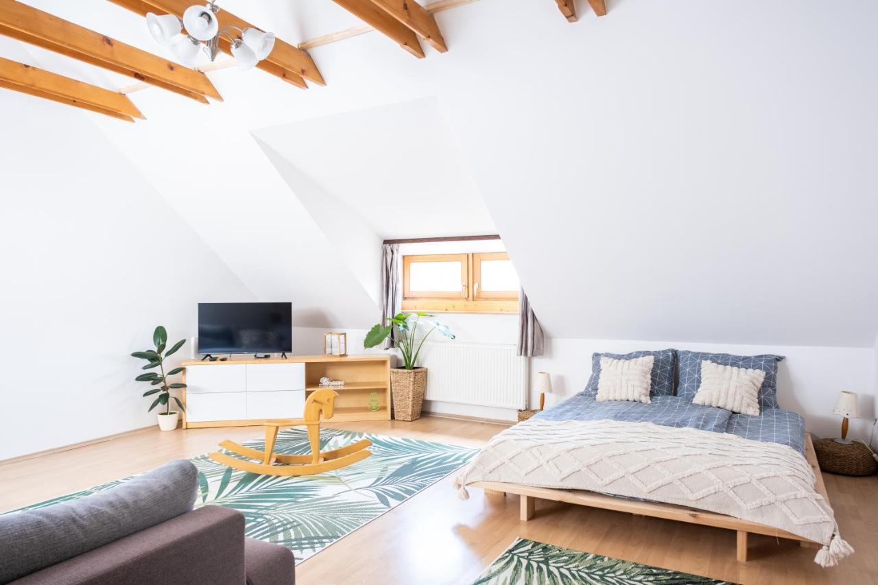 Sziklai Apartman Veszprém Exteriér fotografie